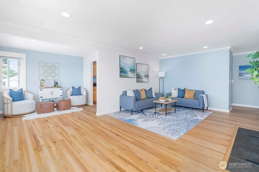 1010 Daley Street Edmonds WA 98020