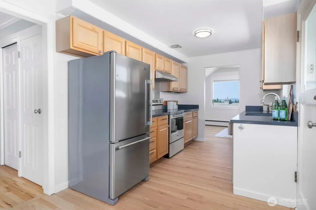 1010 Daley Street Edmonds WA 98020