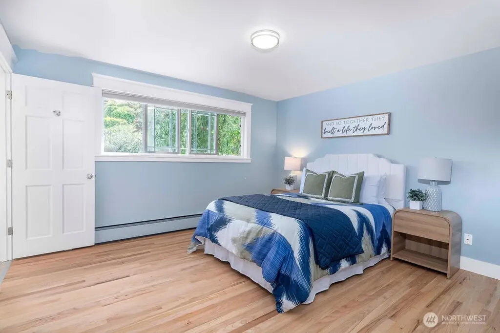 1010 Daley Street Edmonds WA 98020