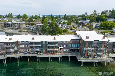 3717 Beach Drive SW Seattle WA 98116