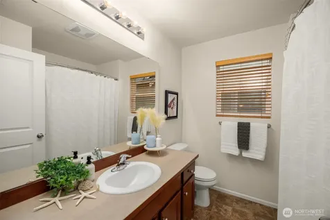 330 124th Place SE Everett WA 98208