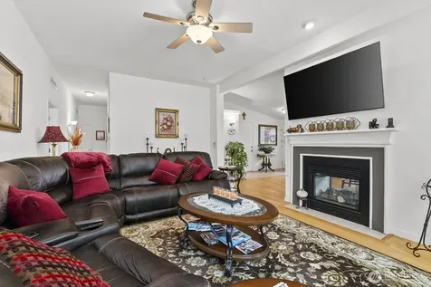27229 217th Place SE Maple Valley WA 98038