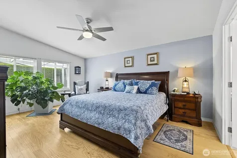 27229 217th Place SE Maple Valley WA 98038