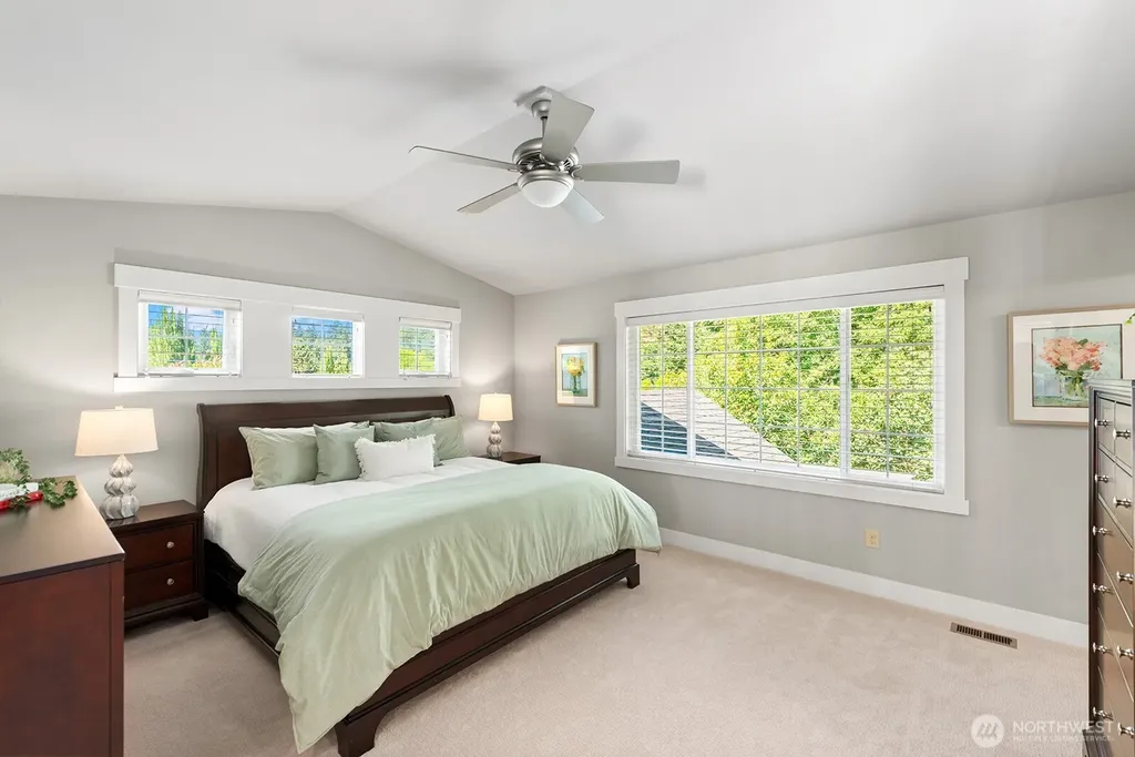 4834 118th Avenue NE Kirkland WA 98033