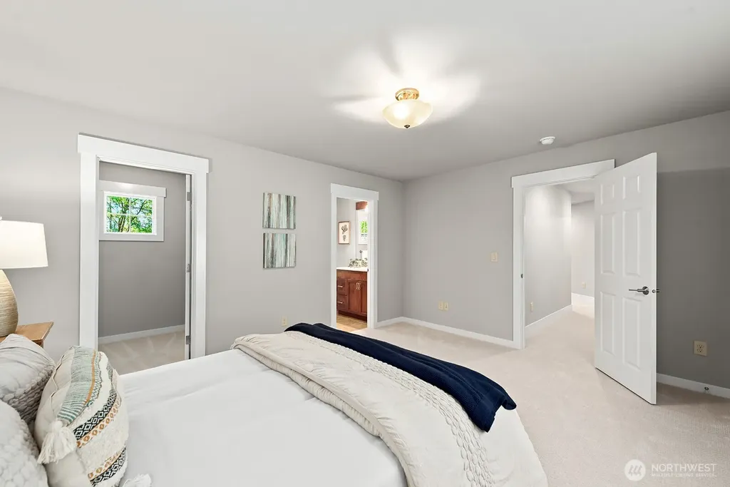 4834 118th Avenue NE Kirkland WA 98033