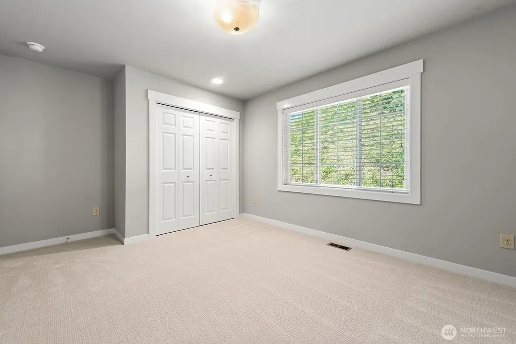 4834 118th Avenue NE Kirkland WA 98033