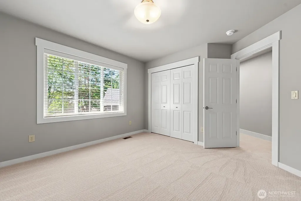 4834 118th Avenue NE Kirkland WA 98033