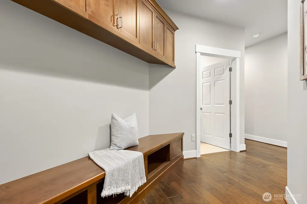 4834 118th Avenue NE Kirkland WA 98033