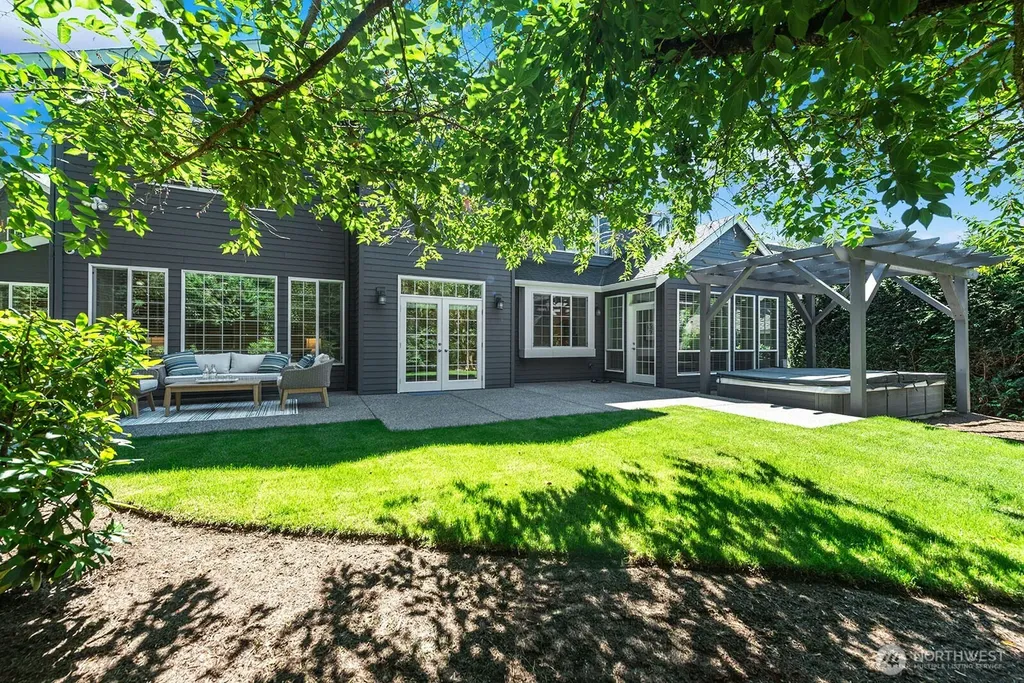 4834 118th Avenue NE Kirkland WA 98033