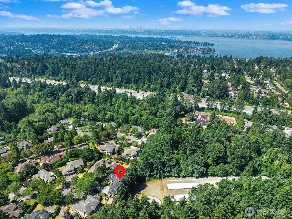 4834 118th Avenue NE Kirkland WA 98033