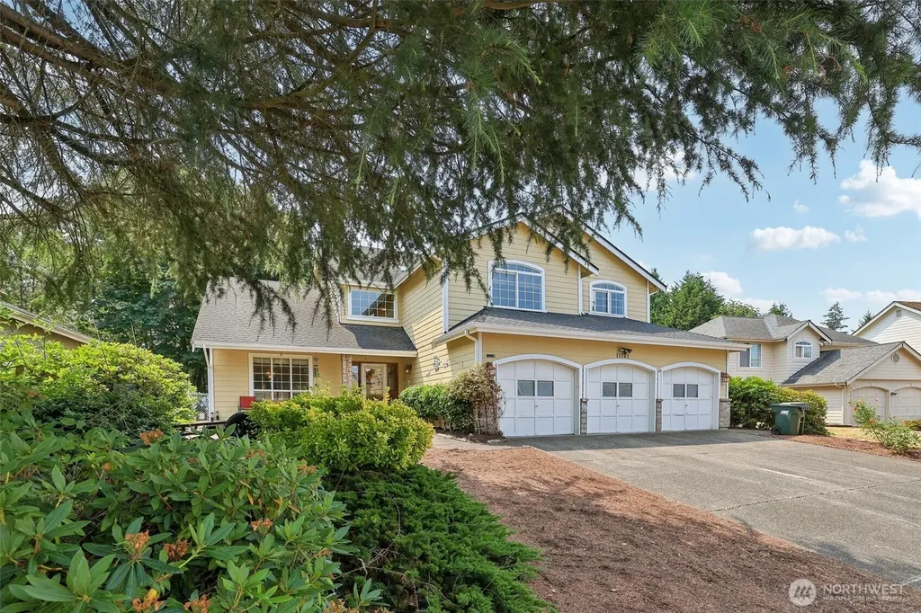 11121 SE 271st Street Kent WA 98030