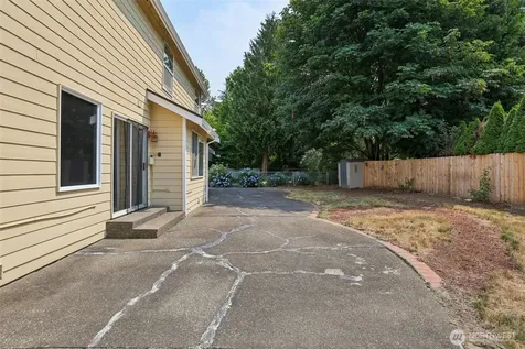 11121 SE 271st Street Kent WA 98030