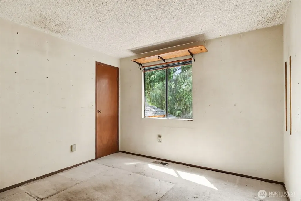 14449 90th Court NE Kirkland WA 98034