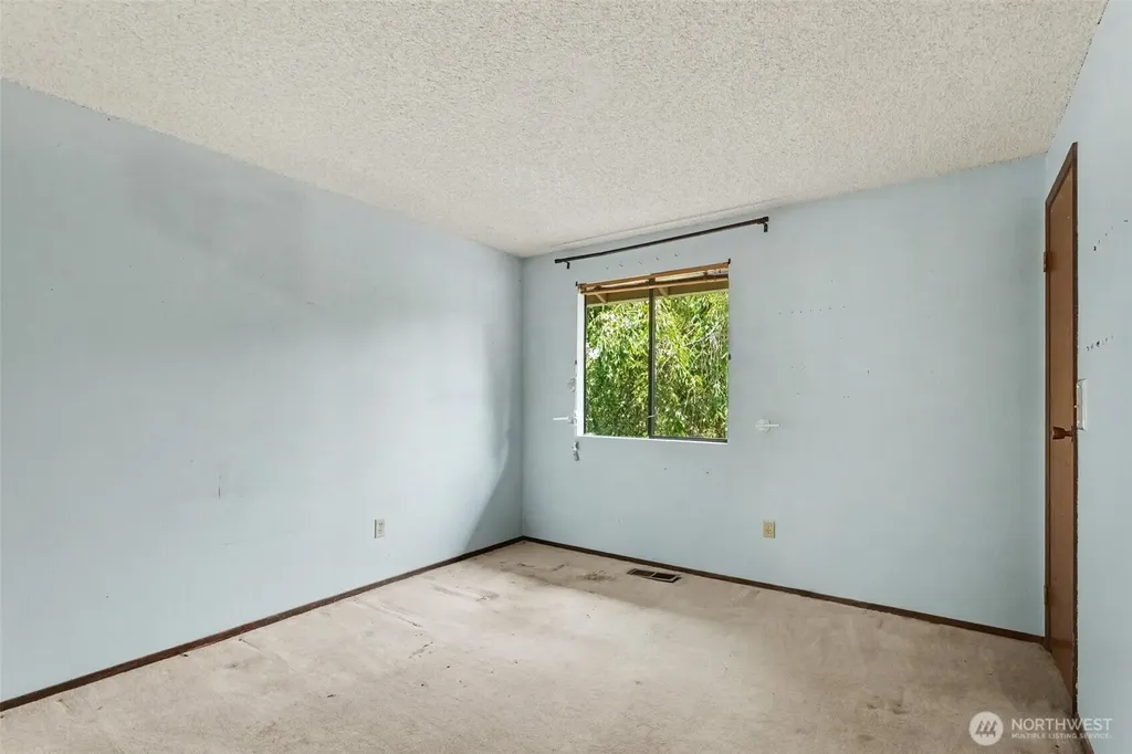 14449 90th Court NE Kirkland WA 98034