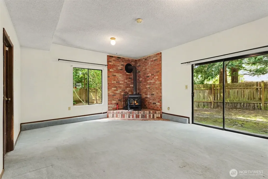 14449 90th Court NE Kirkland WA 98034
