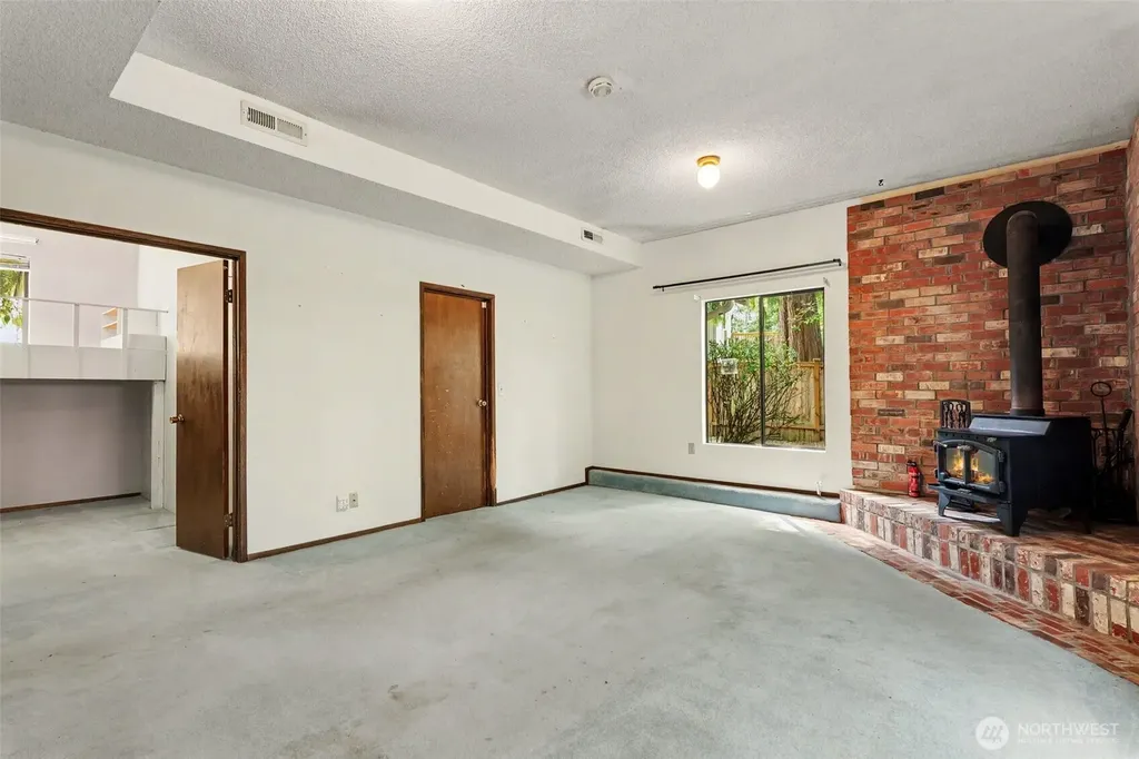14449 90th Court NE Kirkland WA 98034