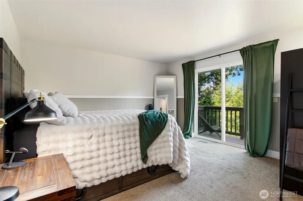 26045 Landsburg Road SE Ravensdale WA 98051