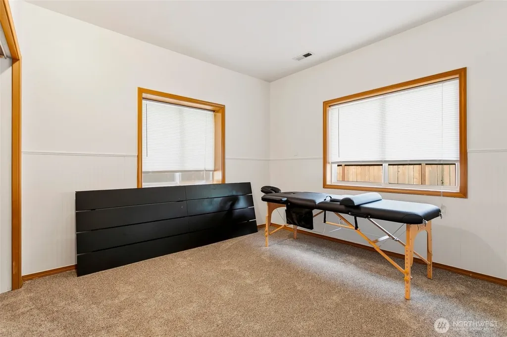 26045 Landsburg Road SE Ravensdale WA 98051