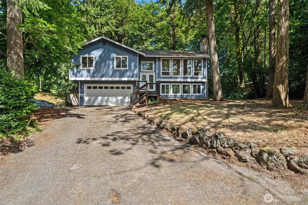 7540 Grahns Lane NE Bremerton WA 98311