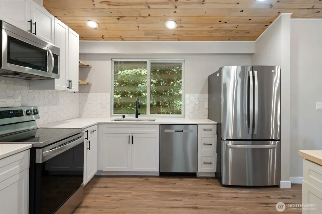 7540 Grahns Lane NE Bremerton WA 98311