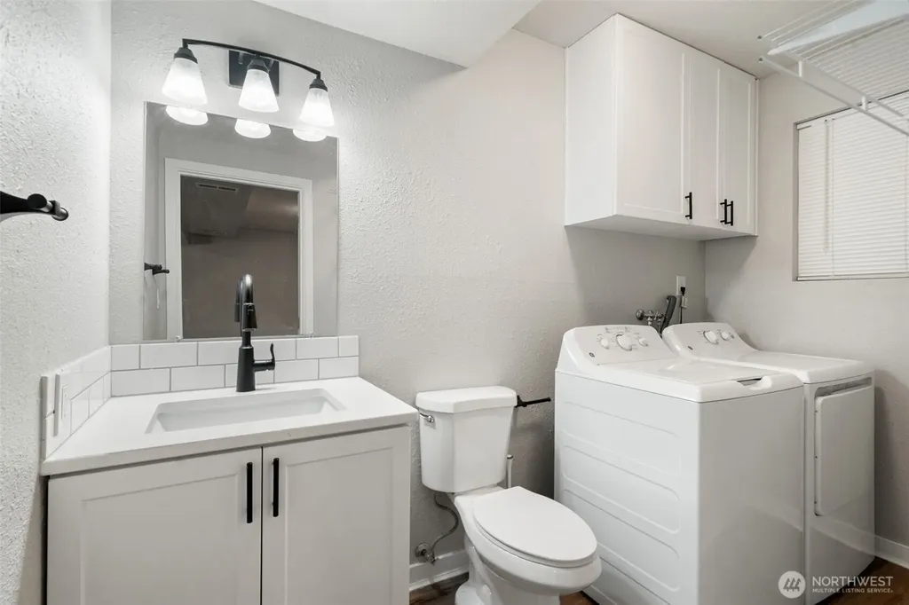 7540 Grahns Lane NE Bremerton WA 98311