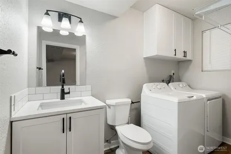 7540 Grahns Lane NE Bremerton WA 98311