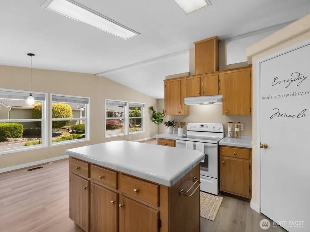 14727 43rd Avenue NE Marysville WA 98271