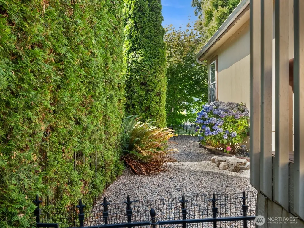 14727 43rd Avenue NE Marysville WA 98271