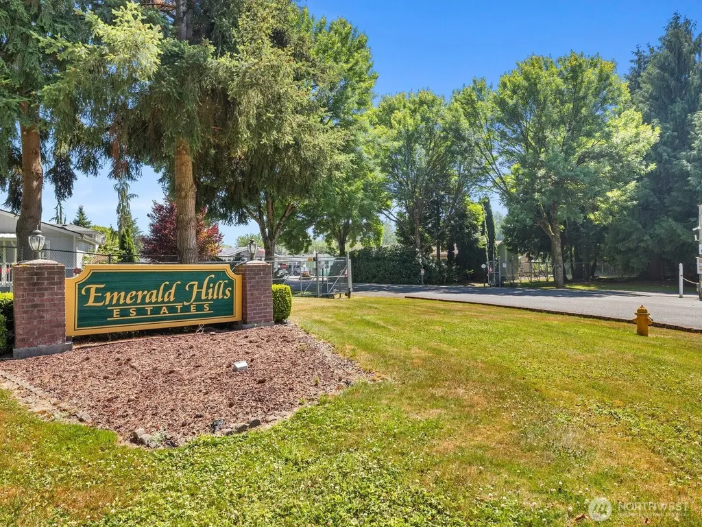 14727 43rd Avenue NE Marysville WA 98271