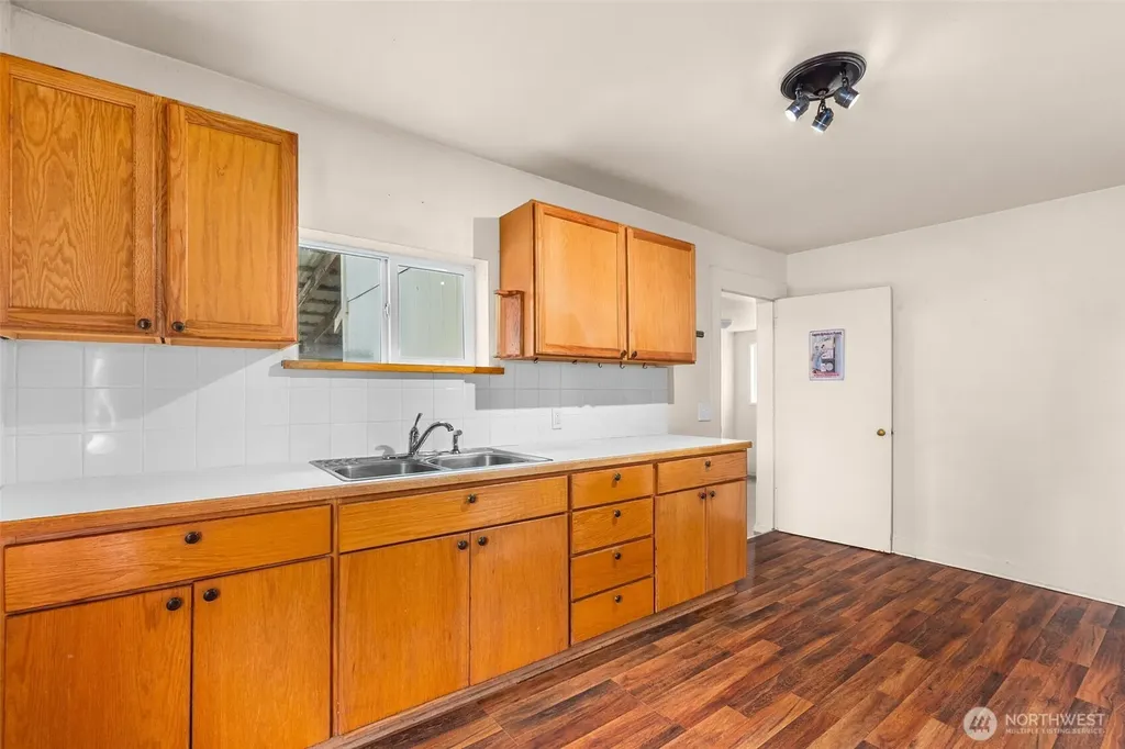 4000 113th Avenue SW Olympia WA 98512