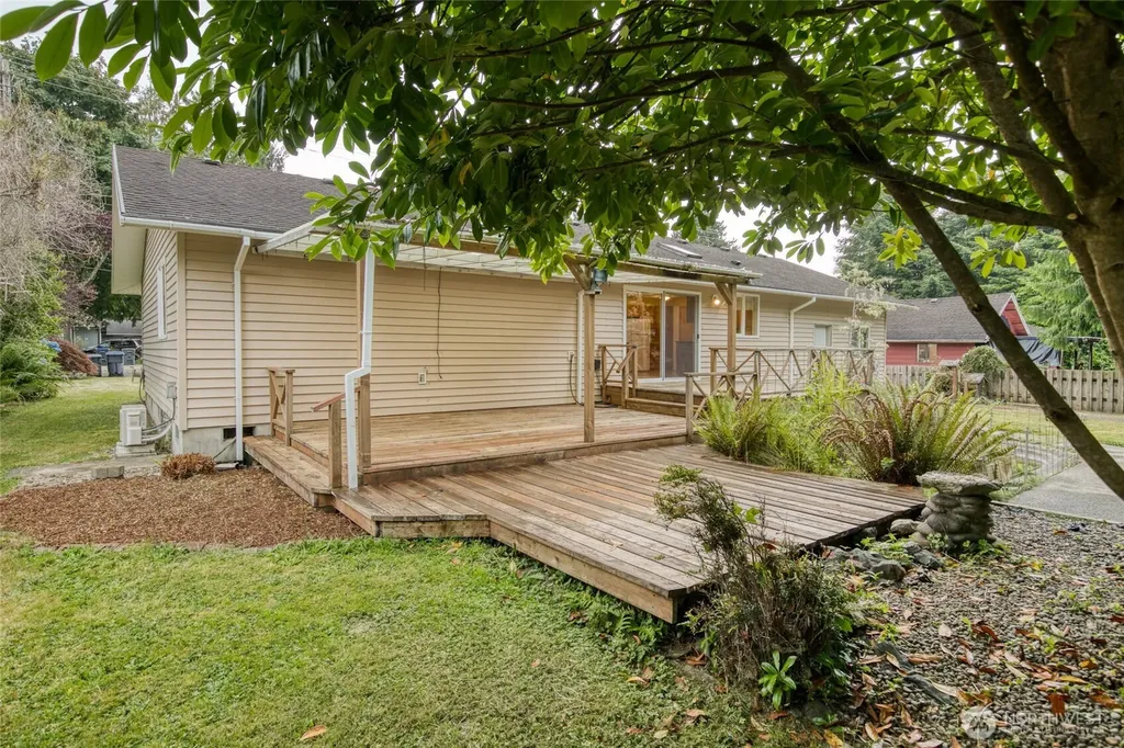 685 Copalis Beach Road Copalis Beach WA 98535