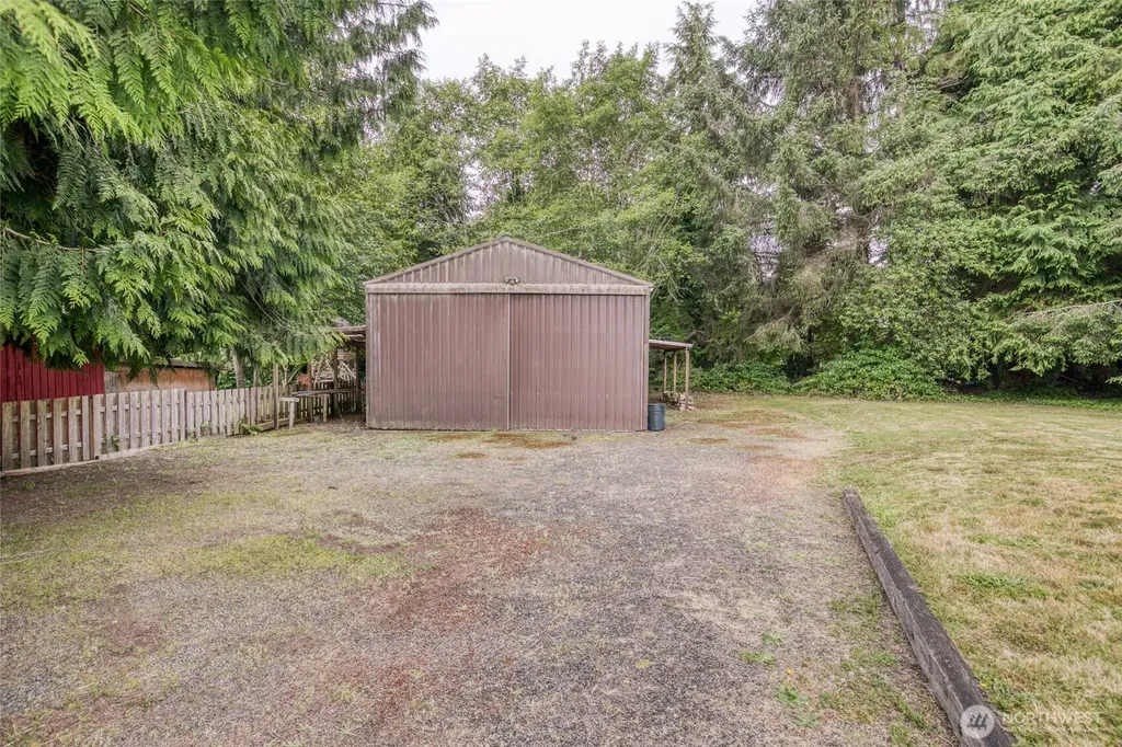 685 Copalis Beach Road Copalis Beach WA 98535