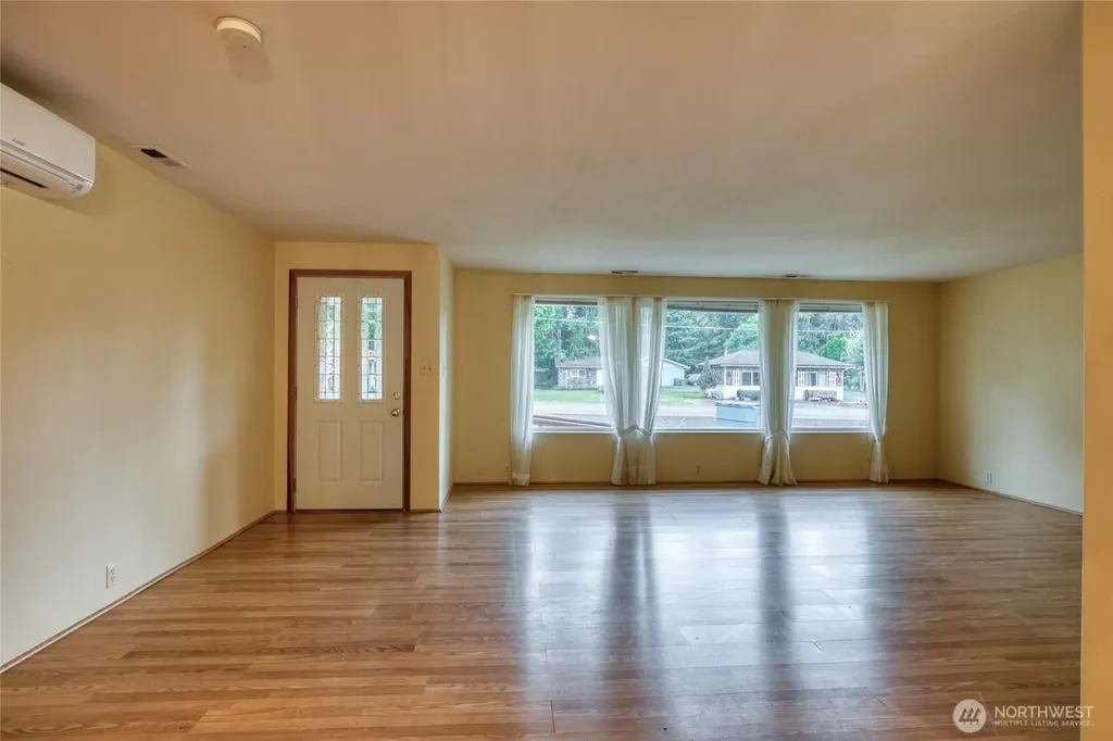 685 Copalis Beach Road Copalis Beach WA 98535
