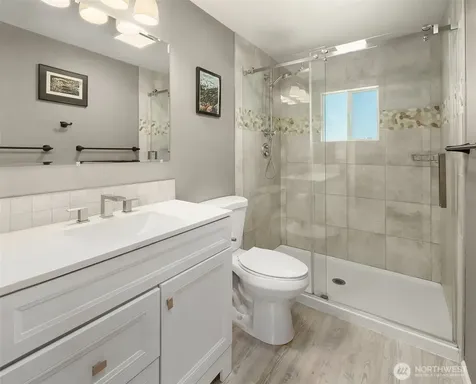 23107 52nd Avenue W Mountlake Terrace WA 98043
