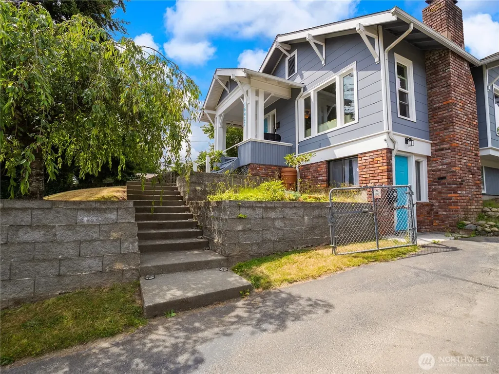 16427 109th Avenue SE Renton WA 98055