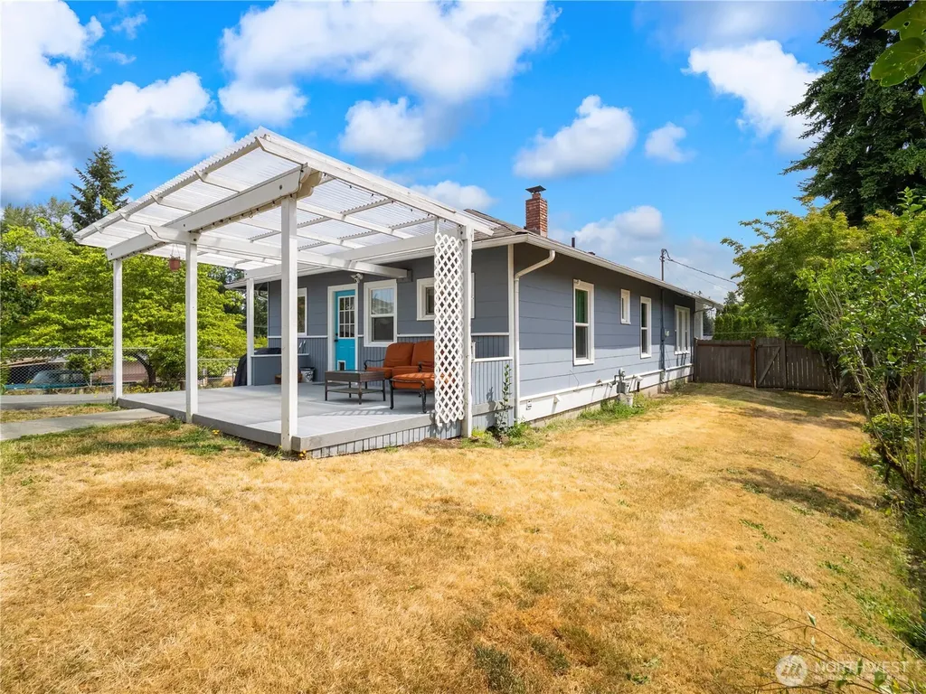 16427 109th Avenue SE Renton WA 98055