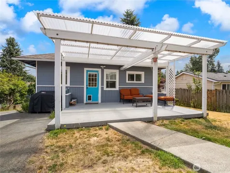 16427 109th Avenue SE Renton WA 98055