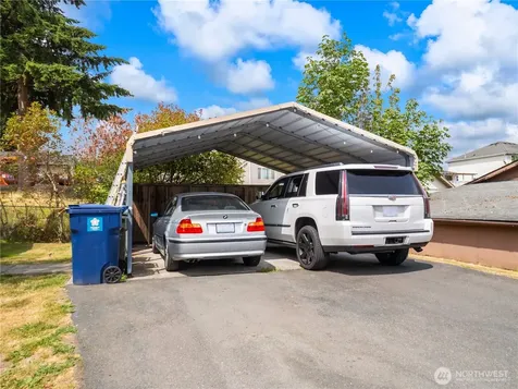 16427 109th Avenue SE Renton WA 98055