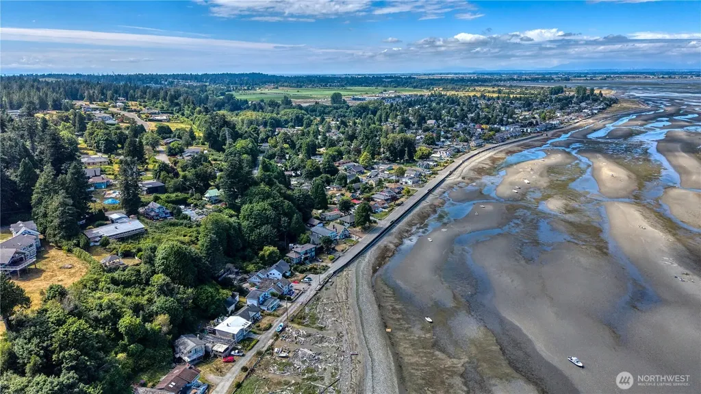177 Bay View Drive Point Roberts WA 98281