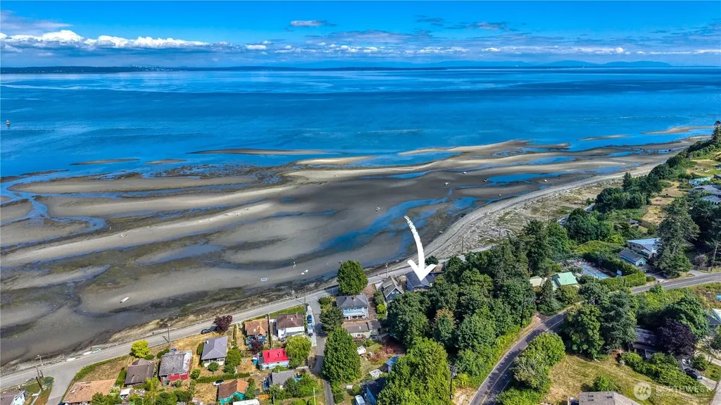 177 Bay View Drive Point Roberts WA 98281