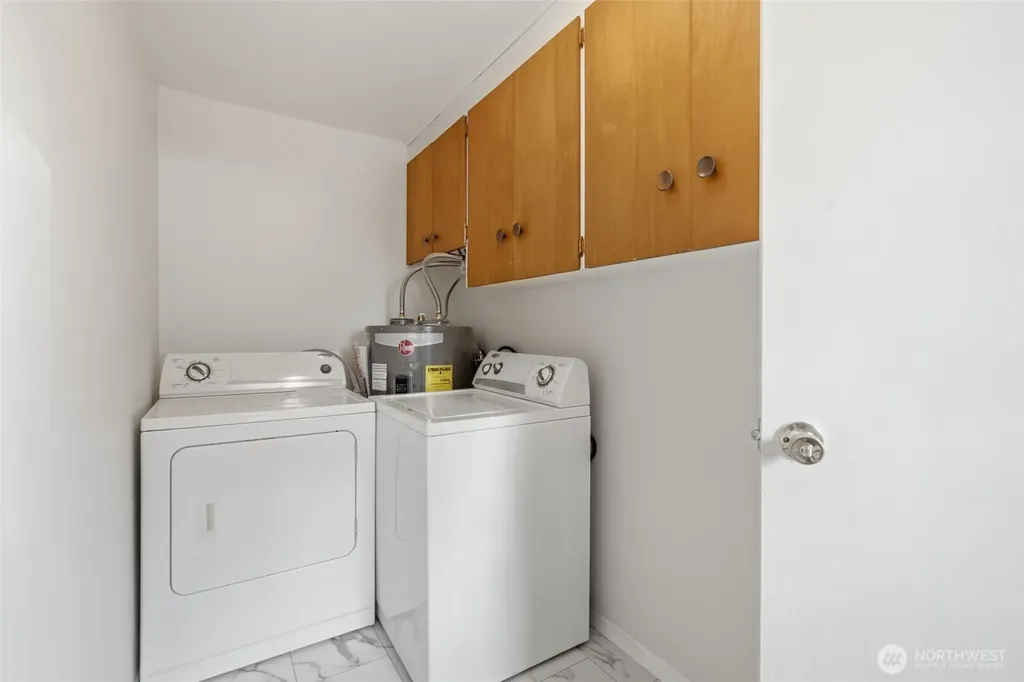 8527 9th Avenue SE Everett WA 98208