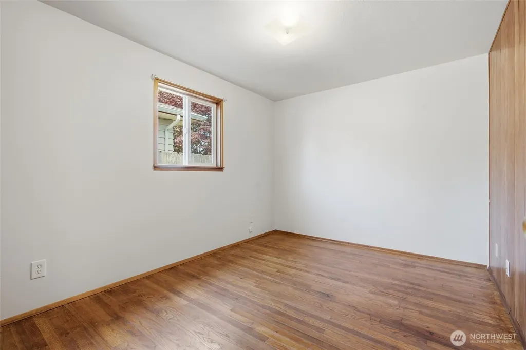 8527 9th Avenue SE Everett WA 98208