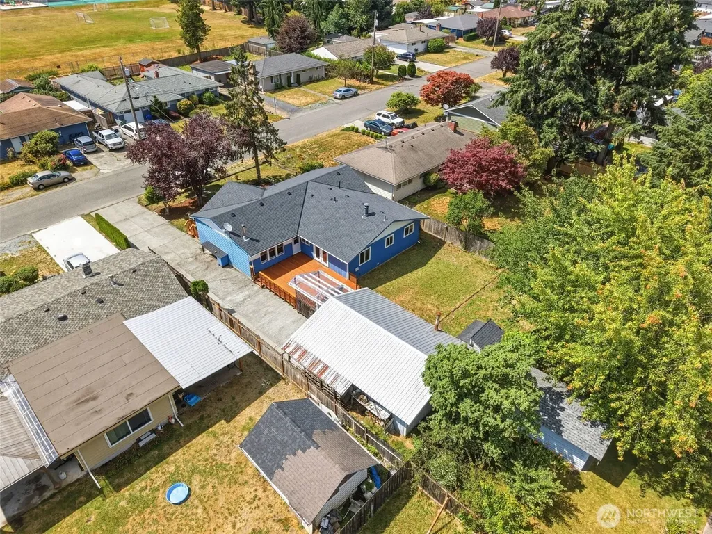 8527 9th Avenue SE Everett WA 98208