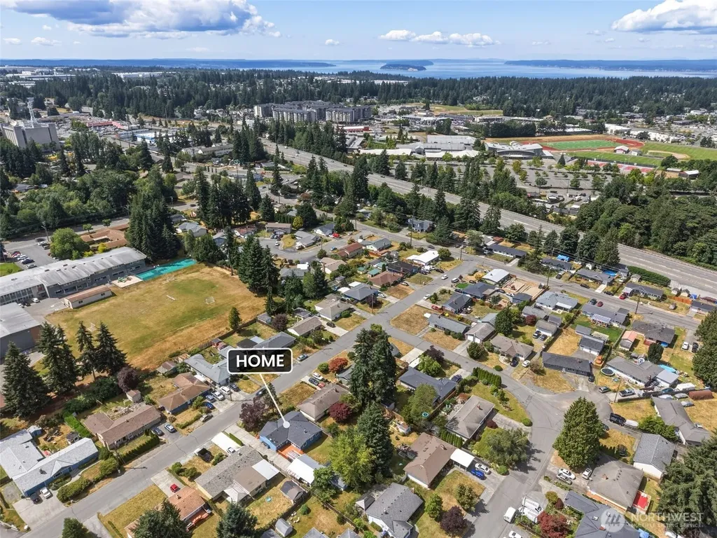 8527 9th Avenue SE Everett WA 98208