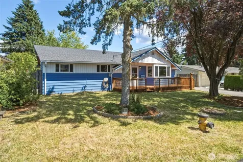 8527 9th Avenue SE Everett WA 98208