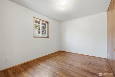 8527 9th Avenue SE Everett WA 98208