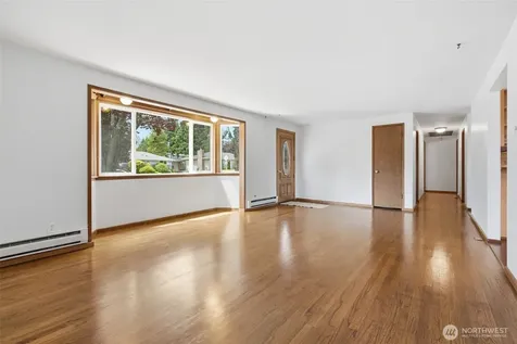 8527 9th Avenue SE Everett WA 98208