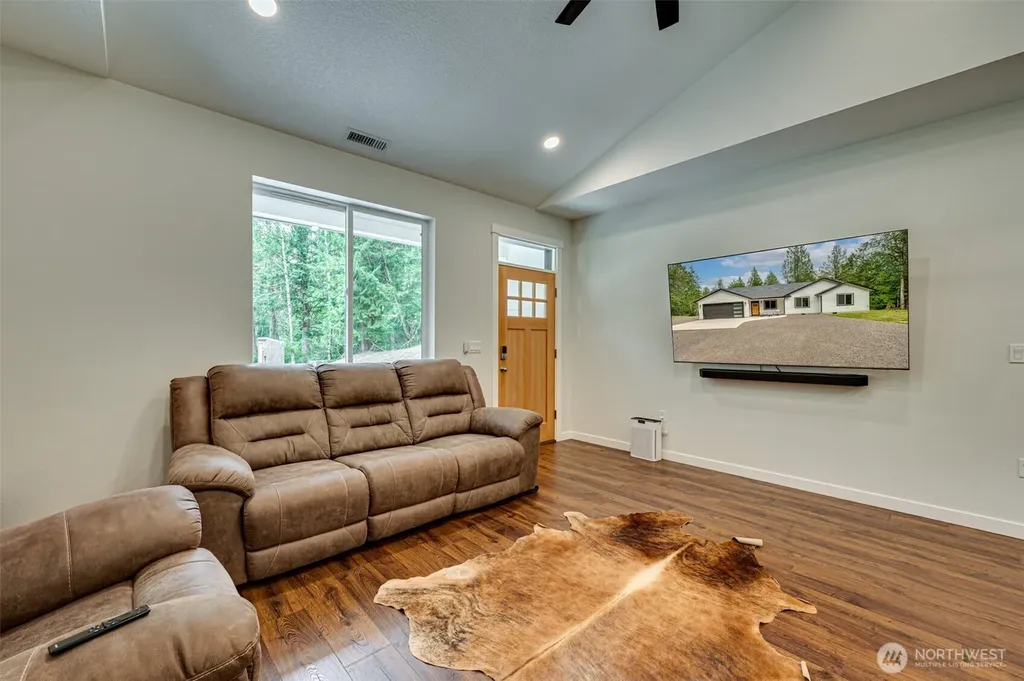 237 Piedmont Place Kelso WA 98626