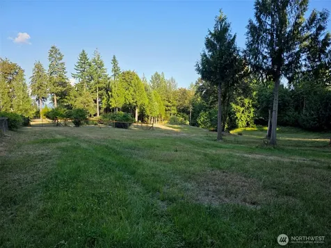 13324 242nd Avenue NE Woodinville WA 98077