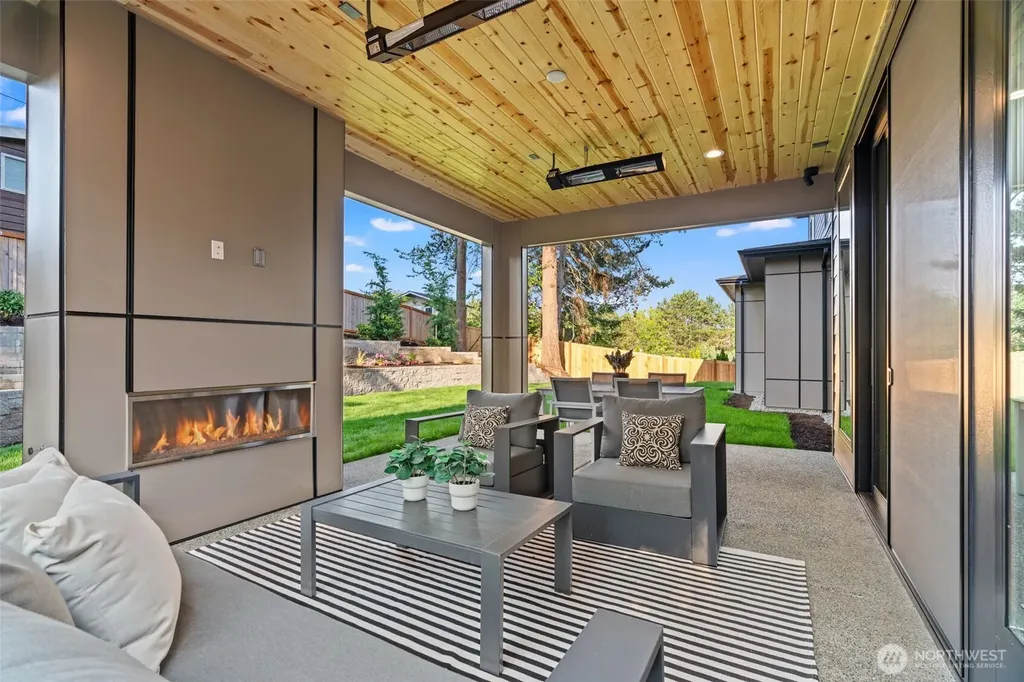 11106 SE 4th Street Bellevue WA 98004